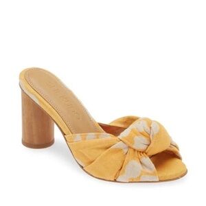 NWOT Shekudo Billy Button Slide Sandal in Yellow SZ 9